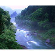 �R�ڂ́A�A�����J�̖L�x�Ȑ������̑���